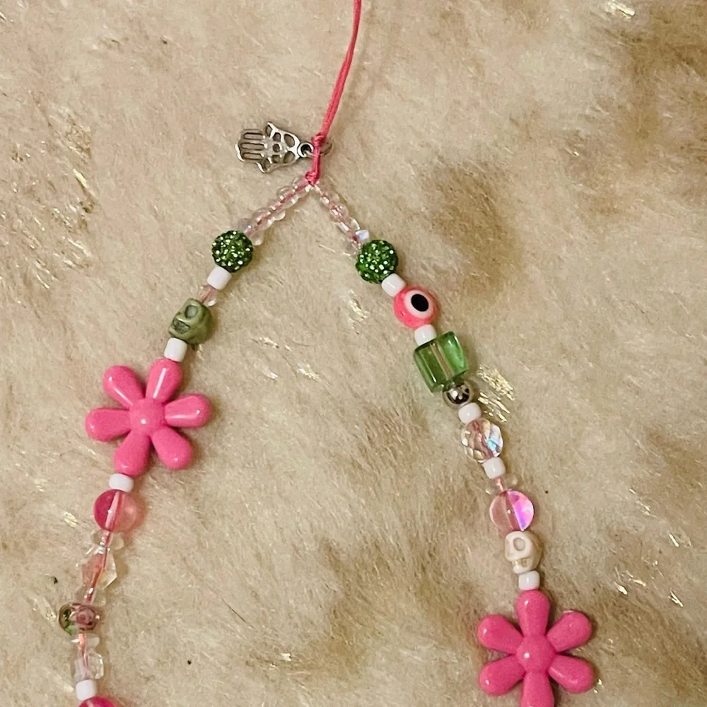 Phone String! 🌸💚 - Picture 4 of 6